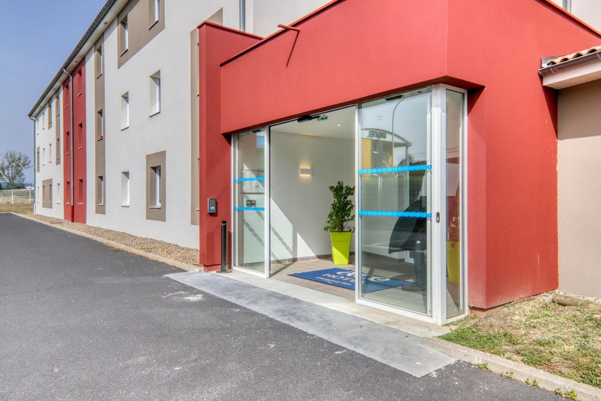 Ace Hotel Issoire Exteriör bild